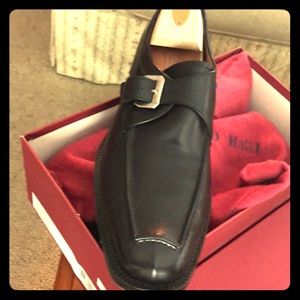 Real man's shoe. Head turner! Classic Bruno Magli